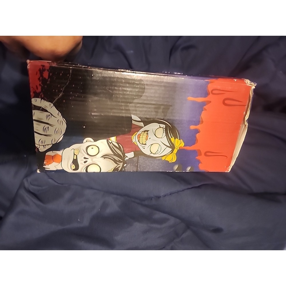 San Francisco Giants Forever Nightmares Team Zombie Action Figure Box Damage New - Picture 5 of 5